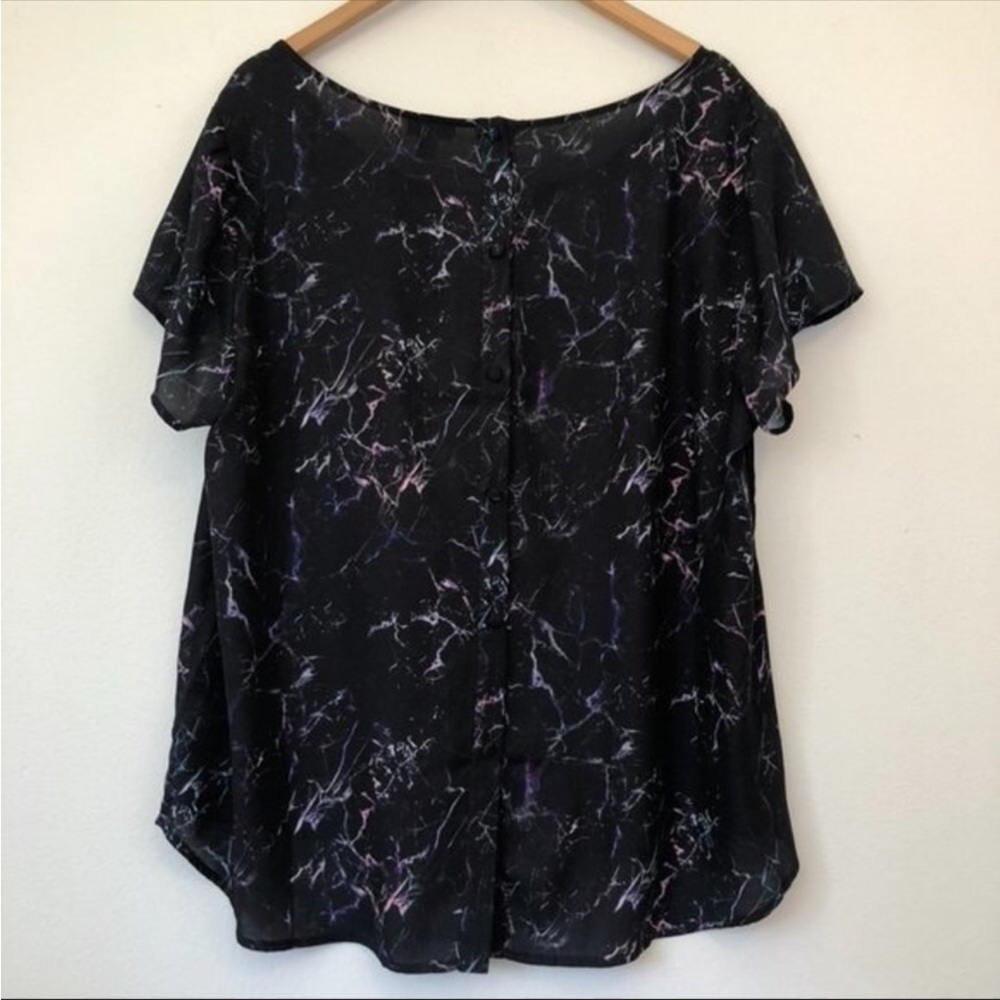 NEW NWT TORRID 2 Plus Size Abbey Georgette Magic Dye Blouse Black Multi 2X